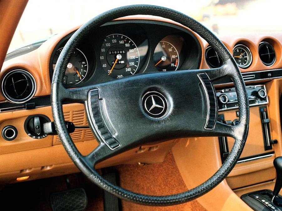 Панель приборов Mercedes-Benz 350 SL (R107) 1971 года  (WW) (фото 10 из 11)